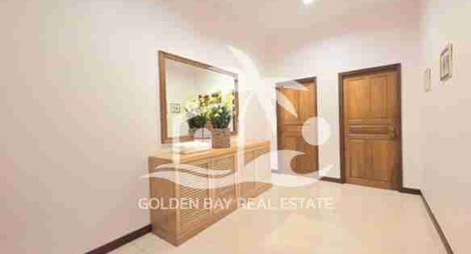 For rent 3 bedrooms house in Bang Lamung, Chonburi