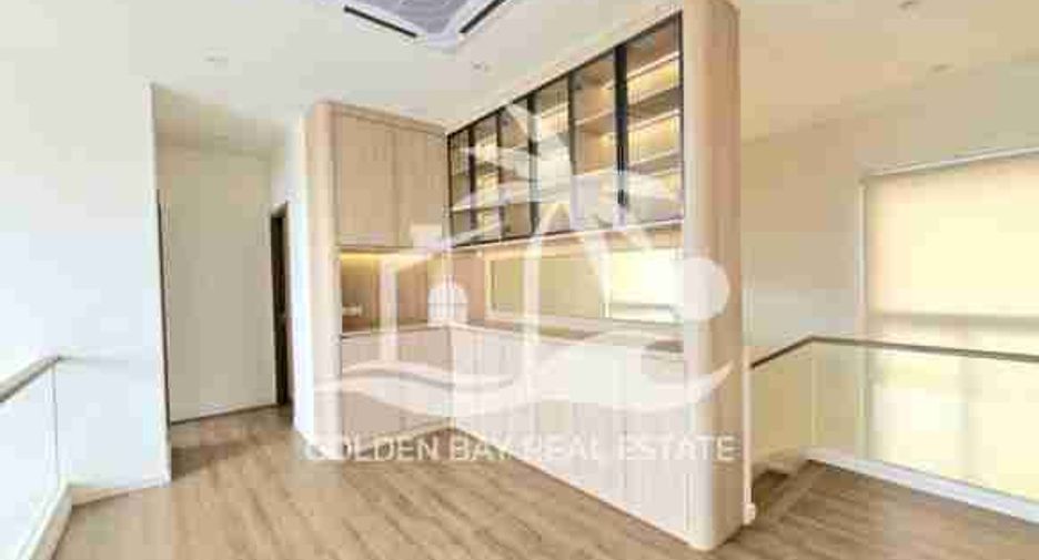 For rent 4 ベッドルーム house in Bang Lamung, Chonburi