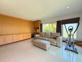 For rent 3 bedrooms house in San Kamphaeng, Chiang Mai