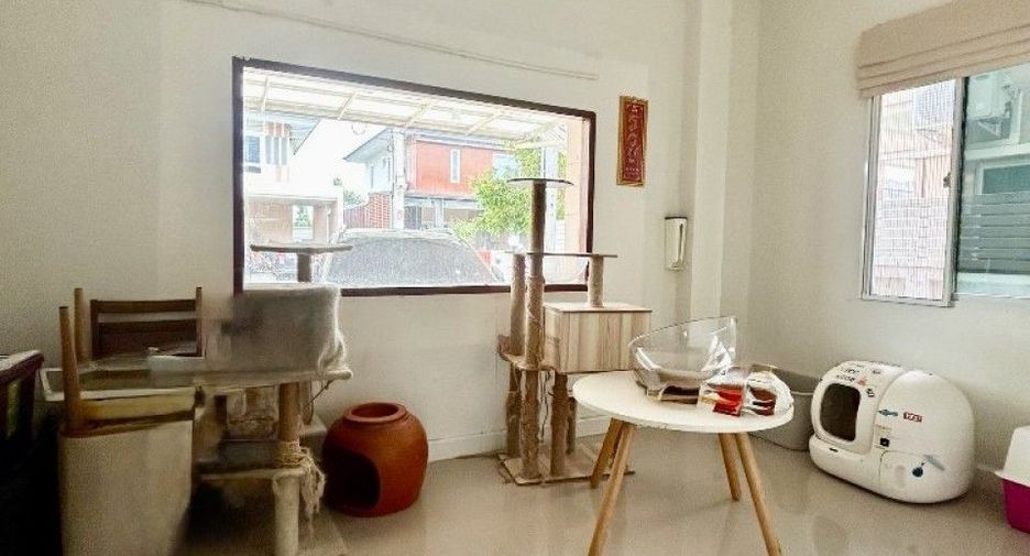 À vendre 4 chambres maison à Khlong Sam Wa, Bangkok