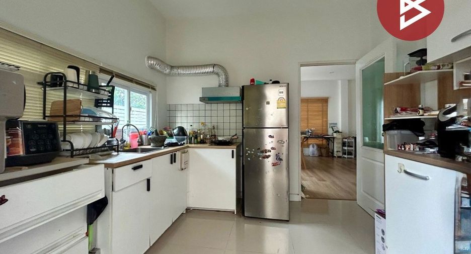 À vendre 4 chambres maison à Khlong Sam Wa, Bangkok