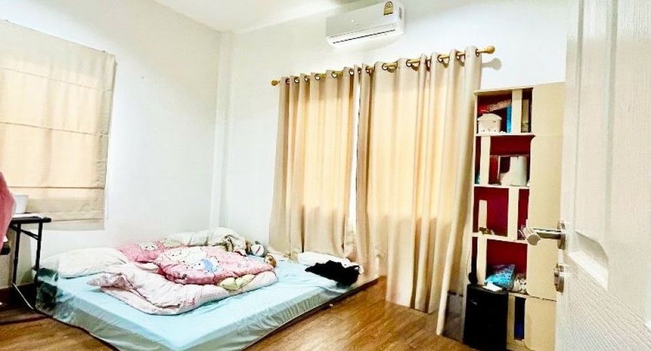 À vendre 4 chambres maison à Khlong Sam Wa, Bangkok