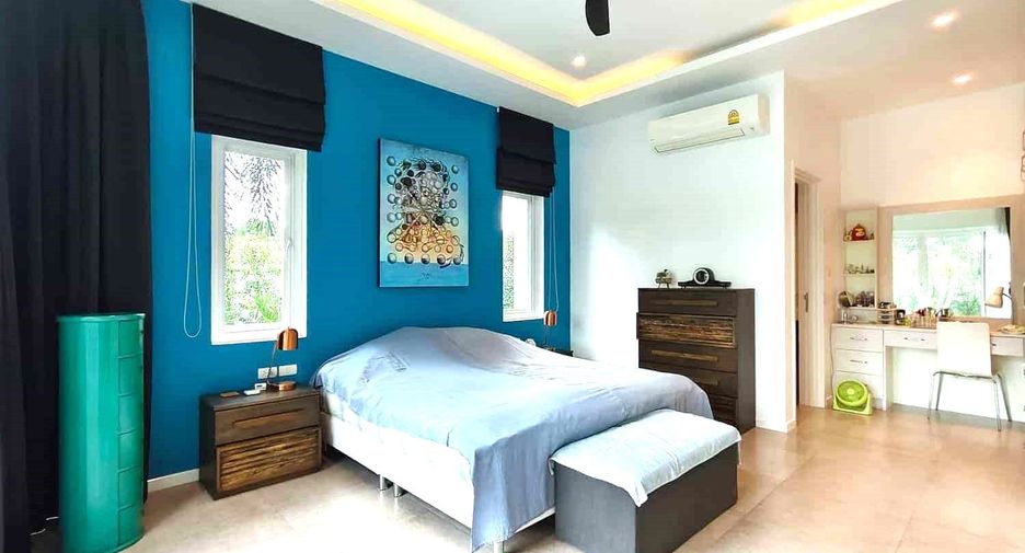 For sale 3 bedrooms villa in Hua Hin, Prachuap Khiri Khan