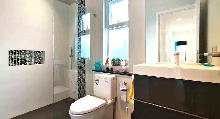 For sale 3 bedrooms villa in Hua Hin, Prachuap Khiri Khan