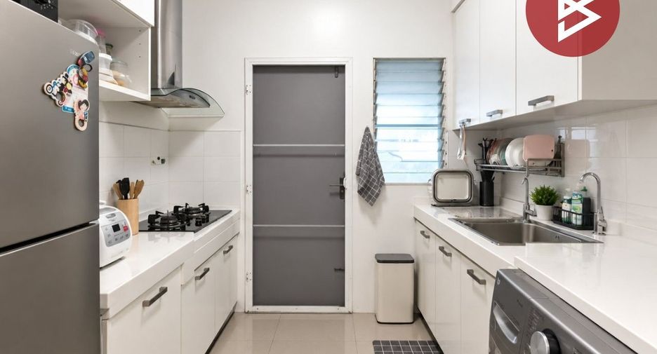 À vendre 3 chambres maison à Bang Bo, Samut Prakan