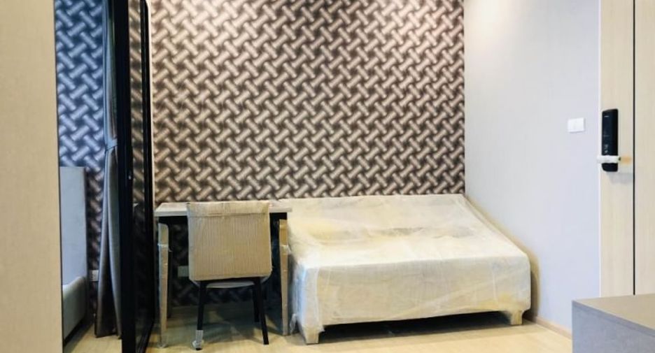 For rent 1 bed condo in Huai Khwang, Bangkok