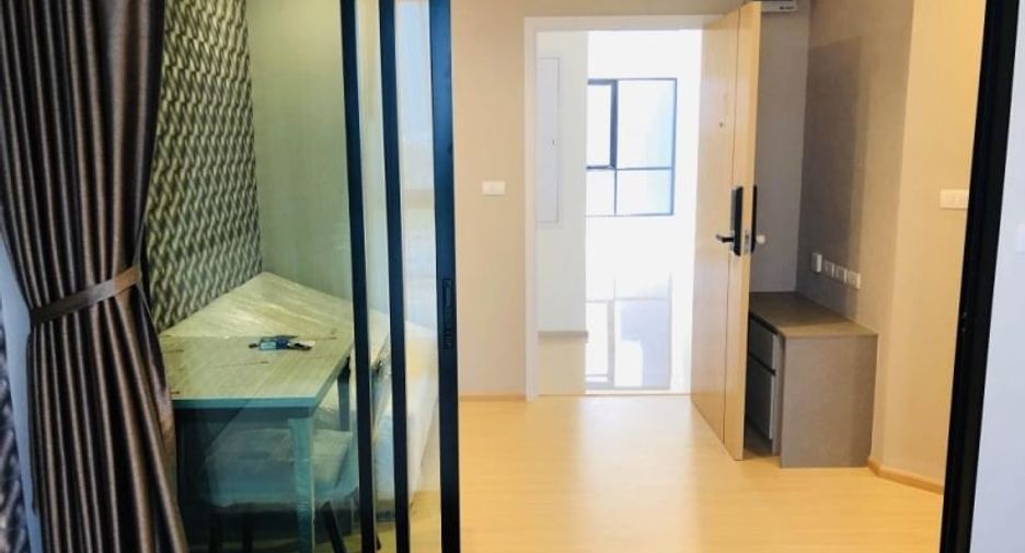 For rent 1 bed condo in Huai Khwang, Bangkok