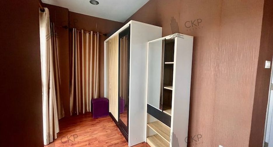 À vendre 4 chambres maison à Bang Bua Thong, Nonthaburi