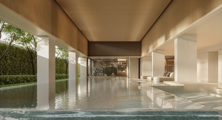 For sale 3 bedrooms condo in Watthana, Bangkok