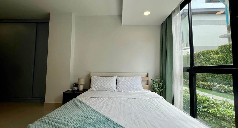 For rent 4 bedrooms condo in Jomtien, Pattaya