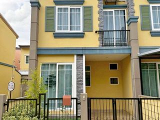 For sale 3 bedrooms townhouse in Mueang Samut Sakhon, Samut Sakhon