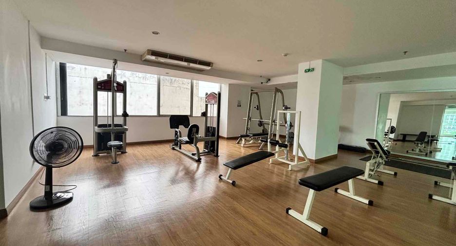 Wohnung zum Kauf mit 1 Zimmer in Sathon, Bangkok
