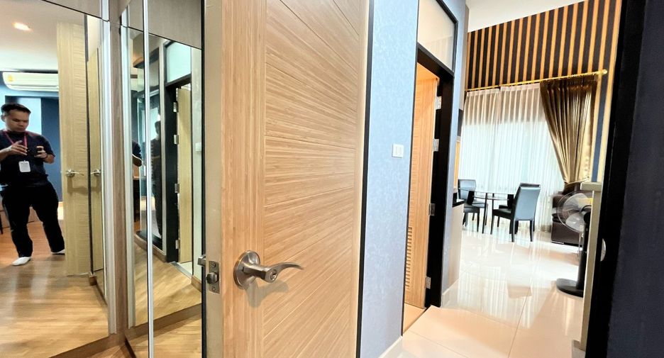 For rent 2 bedrooms condo in Mueang Chiang Mai, Chiang Mai