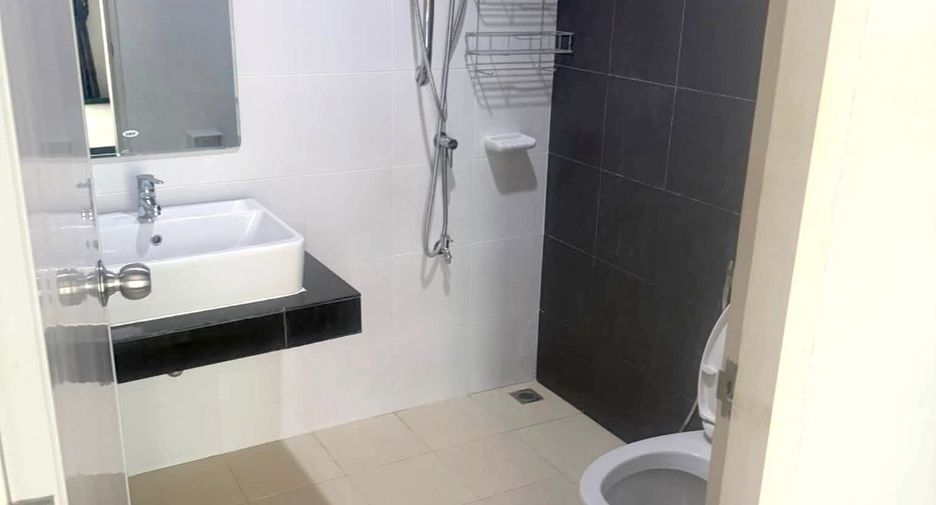 For rent 2 bedrooms townhouse in Hang Dong, Chiang Mai