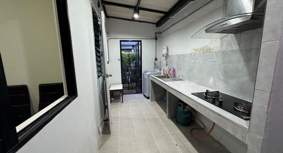 出租 3 卧室 独立屋 在 Thanyaburi, Pathum Thani