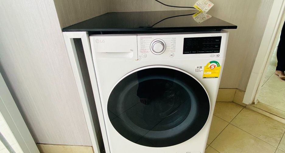 For rent 3 bedrooms condo in Jomtien, Pattaya