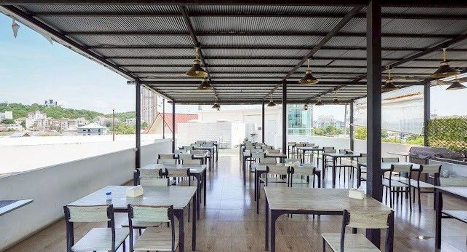 出售 63 卧室 酒店 在 Bang Lamung, Chon Buri