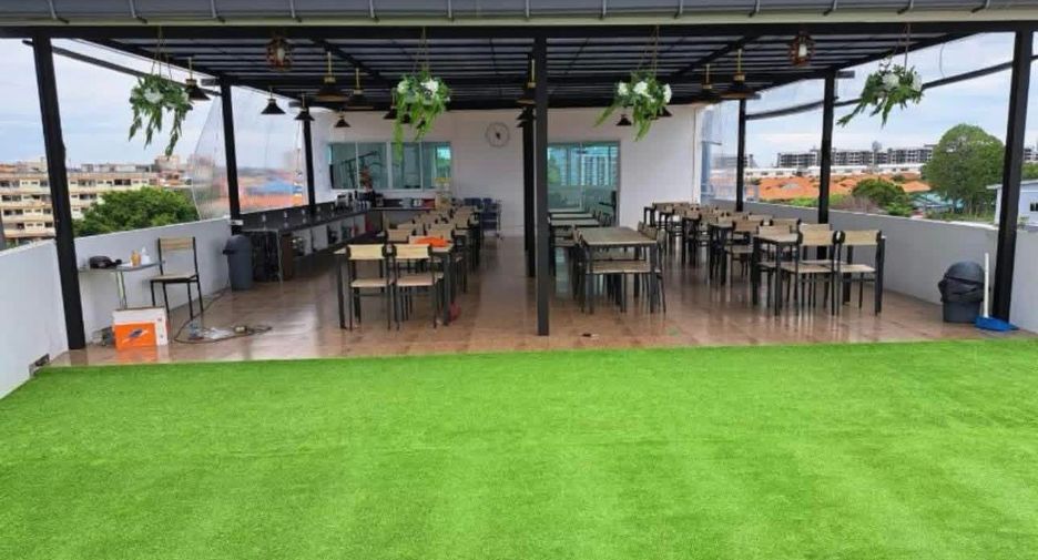 出售 63 卧室 酒店 在 Bang Lamung, Chon Buri
