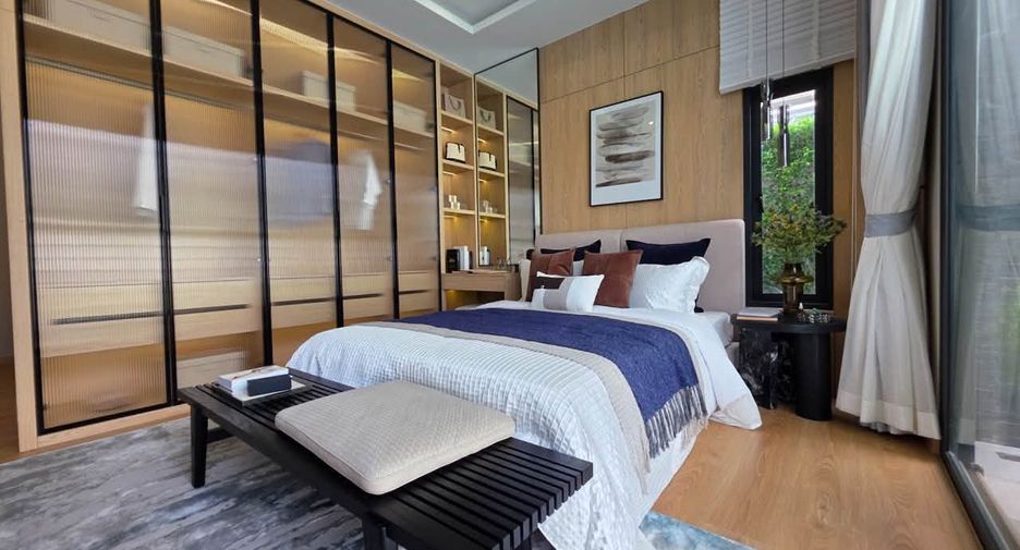 For sale 4 bedrooms house in Bang Lamung, Chonburi
