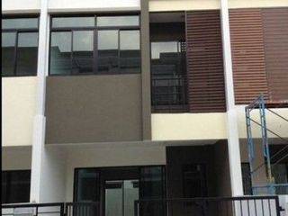 For rent 3 bedrooms house in Bang Khae, Bangkok