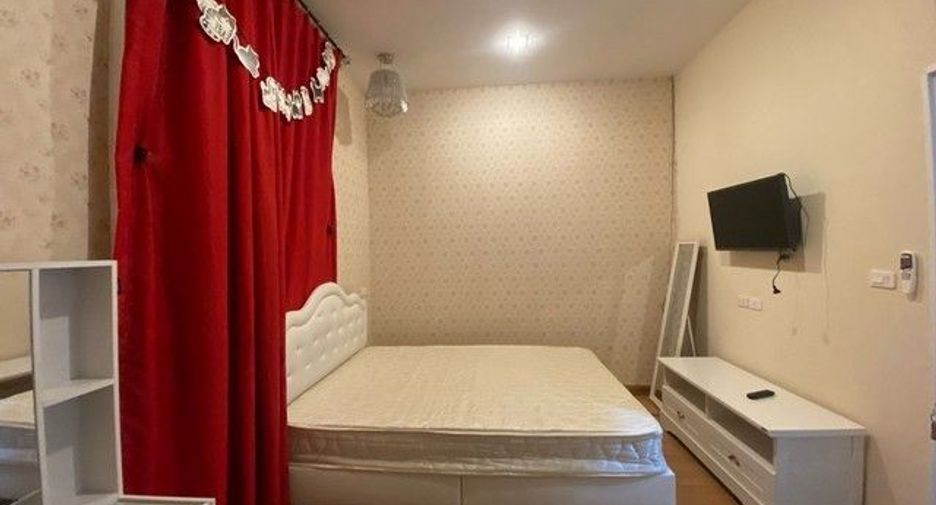 For rent 3 bedrooms house in Bang Khae, Bangkok