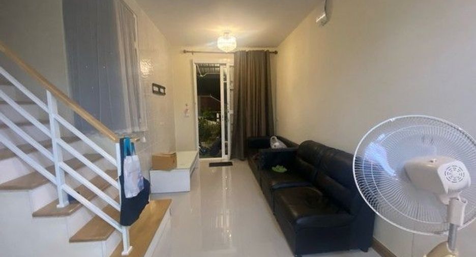 For rent 3 bedrooms house in Bang Khae, Bangkok