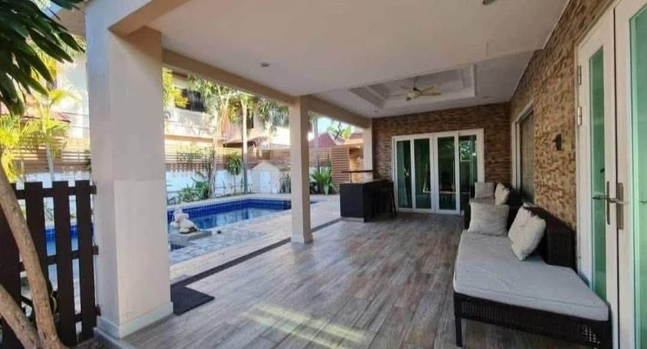 For rent and for sale 4 bedrooms house in Bang Lamung, Chonburi