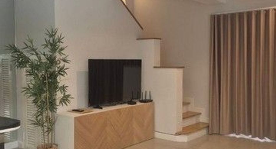 Haus zur Miete mit 3 Zimmer in Prawet, Bangkok