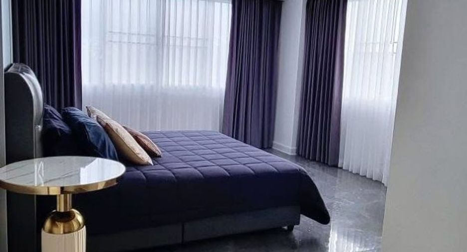 For rent 2 bedrooms condo in Bang Lamung, Chonburi
