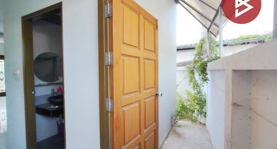 Casa en venta de 4 habitaciones en Phra Samut Chedi, Samut Prakan