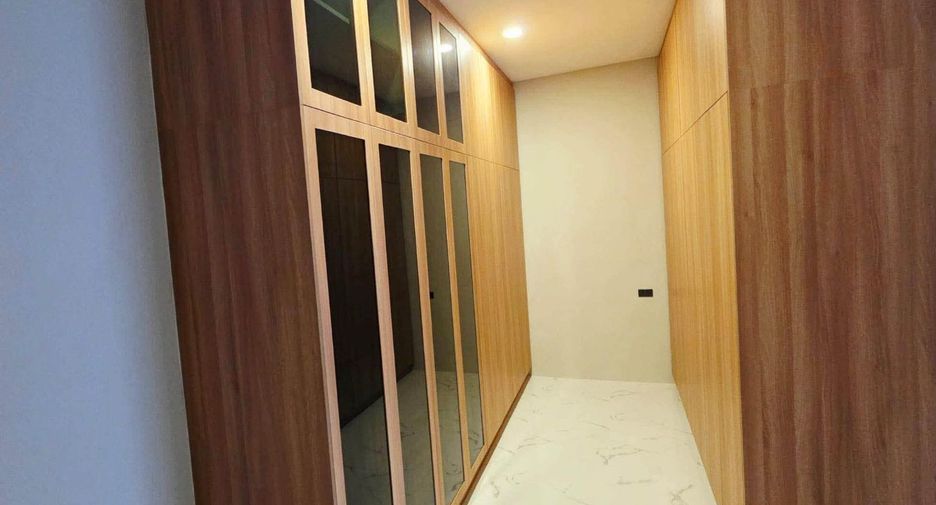 Аренда и продажа 4 спальни вилла в Банг Ламунг, Чонбури
