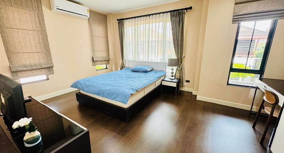 For rent 3 bedrooms house in Mueang Chiang Mai, Chiang Mai