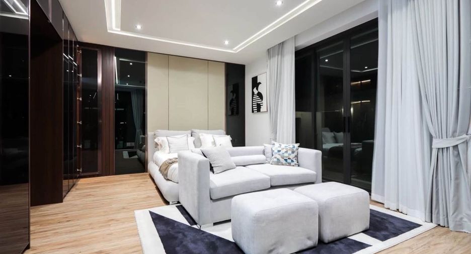 Villa en venta de 5 habitaciones en Bang Lamung, Chonburi