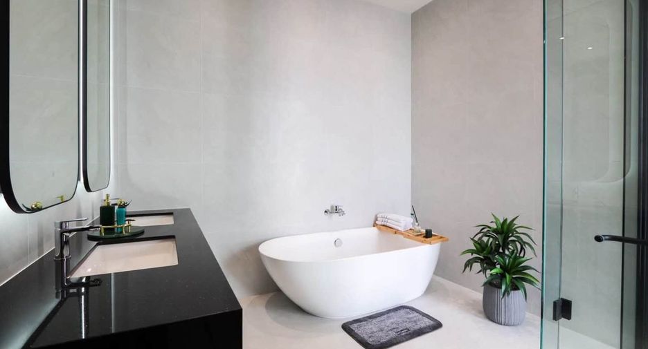 Villa en venta de 5 habitaciones en Bang Lamung, Chonburi