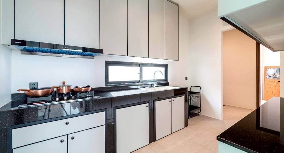 Villa en venta de 5 habitaciones en Bang Lamung, Chonburi