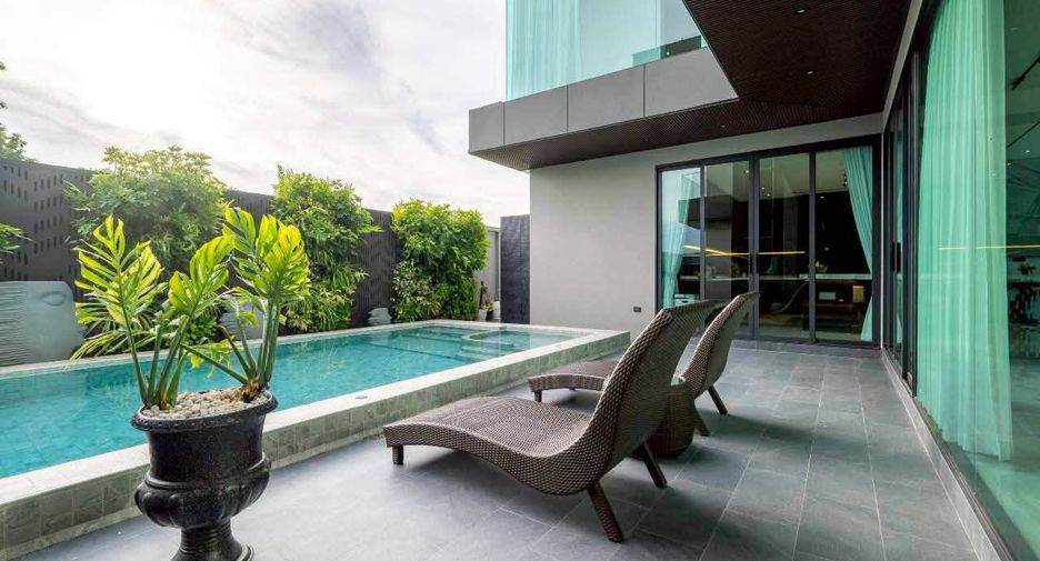 Villa en venta de 5 habitaciones en Bang Lamung, Chonburi