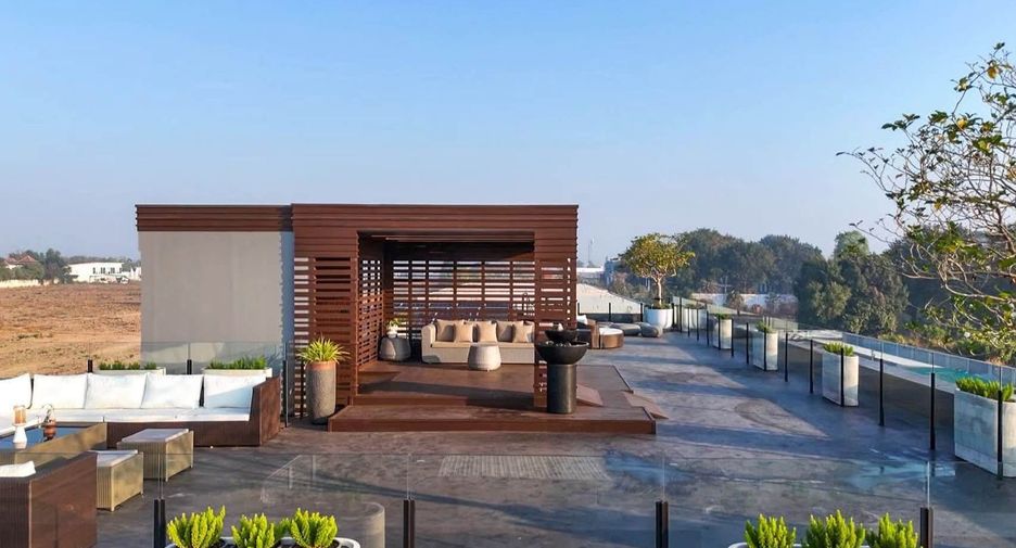 Villa en venta de 5 habitaciones en Bang Lamung, Chonburi