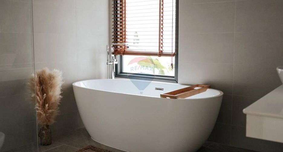 For sale 3 bedrooms villa in Ko Samui, Surat Thani