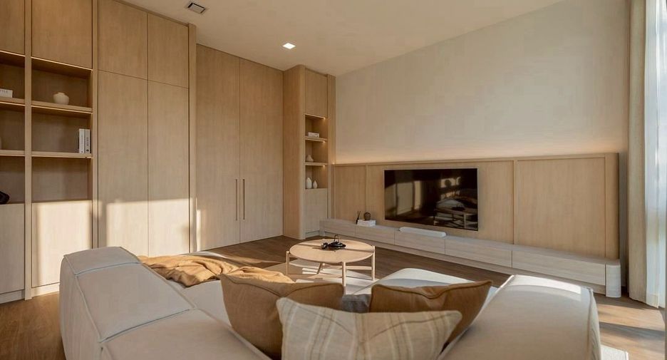 Casa en alquiler de 4 habitaciones en Saphan Sung, Bangkok