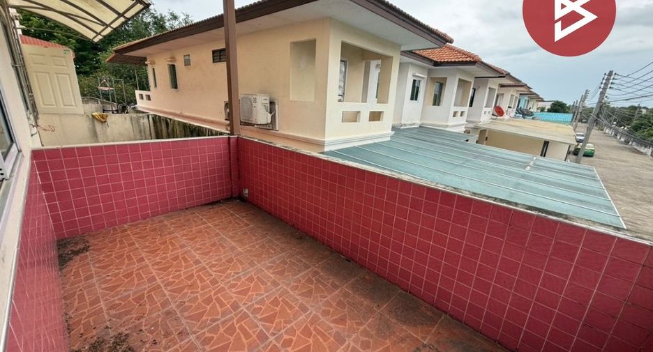 Reihenhaus zum Kauf mit 2 Zimmer in Krathum Baen, Samut Sakhon