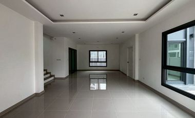 Casa en venta de 4 habitaciones en Bang Lamung, Chonburi
