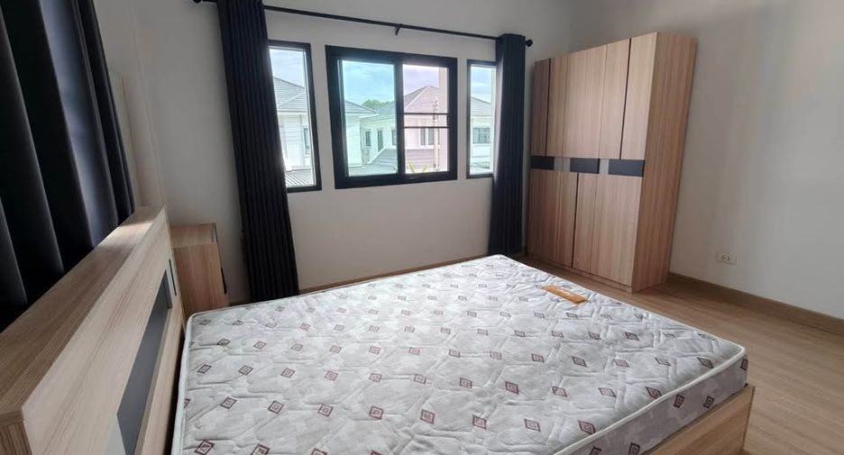For rent 3 bedrooms house in Mueang Chiang Mai, Chiang Mai