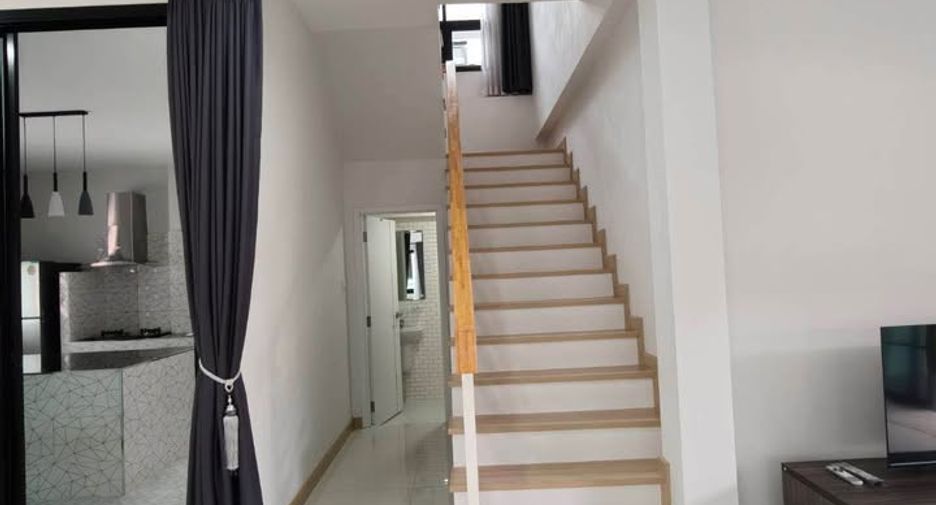 For rent 3 bedrooms house in Mueang Chiang Mai, Chiang Mai