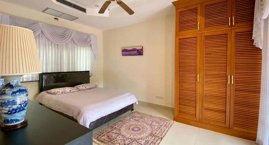For sale 4 bedrooms villa in Hua Hin, Prachuap Khiri Khan