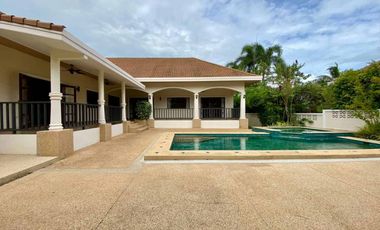 For sale 4 bedrooms villa in Hua Hin, Prachuap Khiri Khan
