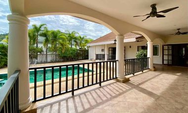 For sale 4 bedrooms villa in Hua Hin, Prachuap Khiri Khan