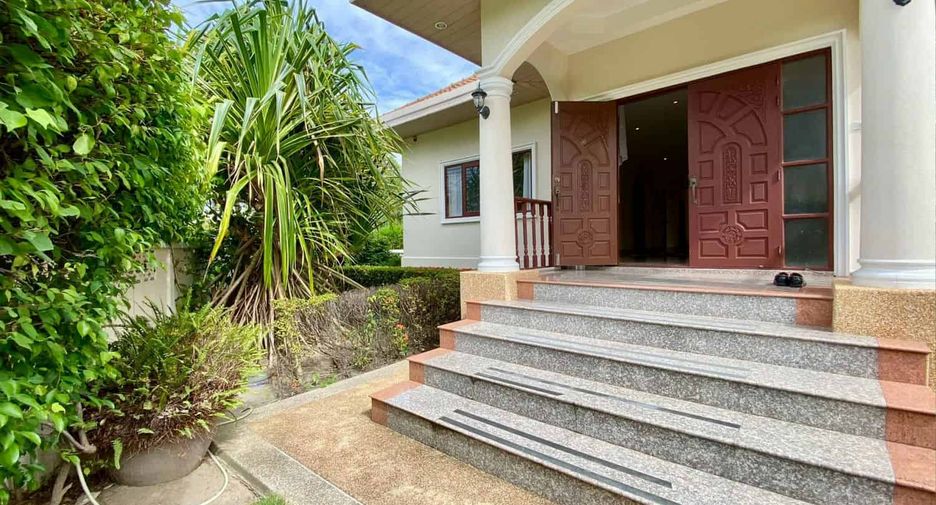 For sale 4 bedrooms villa in Hua Hin, Prachuap Khiri Khan
