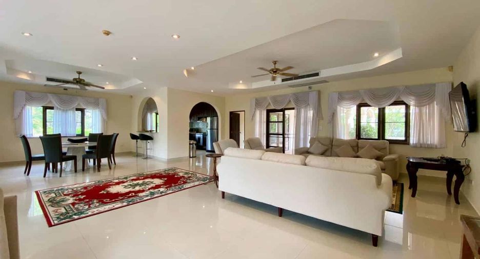 For sale 4 bedrooms villa in Hua Hin, Prachuap Khiri Khan