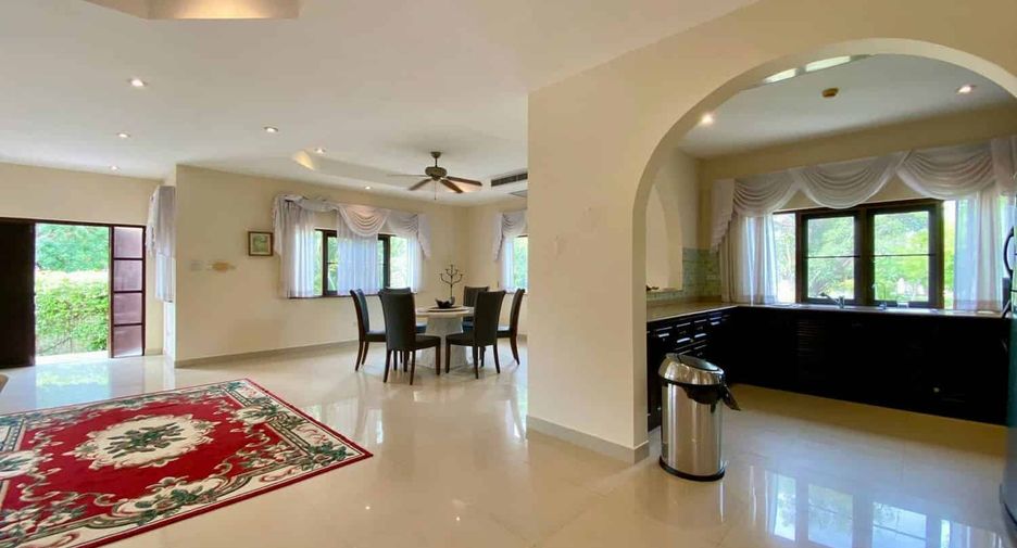 For sale 4 bedrooms villa in Hua Hin, Prachuap Khiri Khan