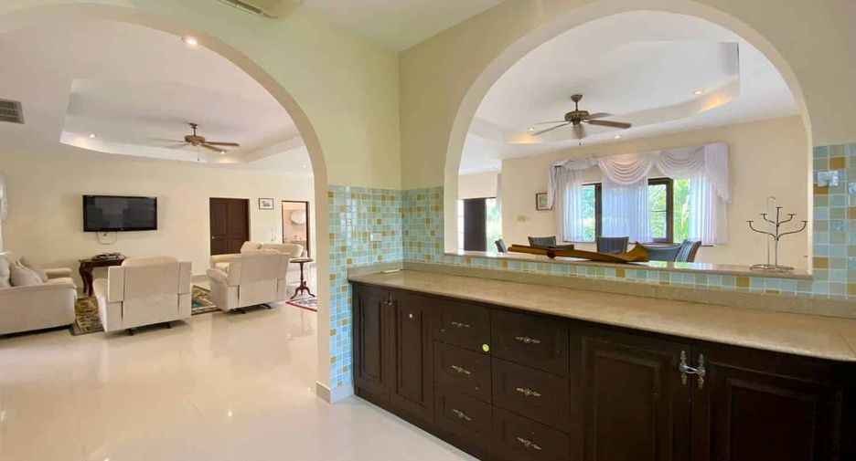 For sale 4 bedrooms villa in Hua Hin, Prachuap Khiri Khan